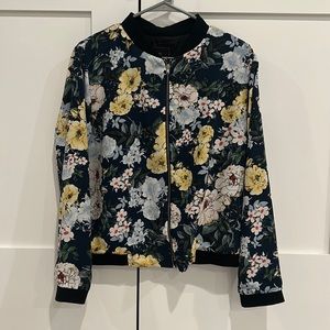 Timing Floral Zip Up Jacket L